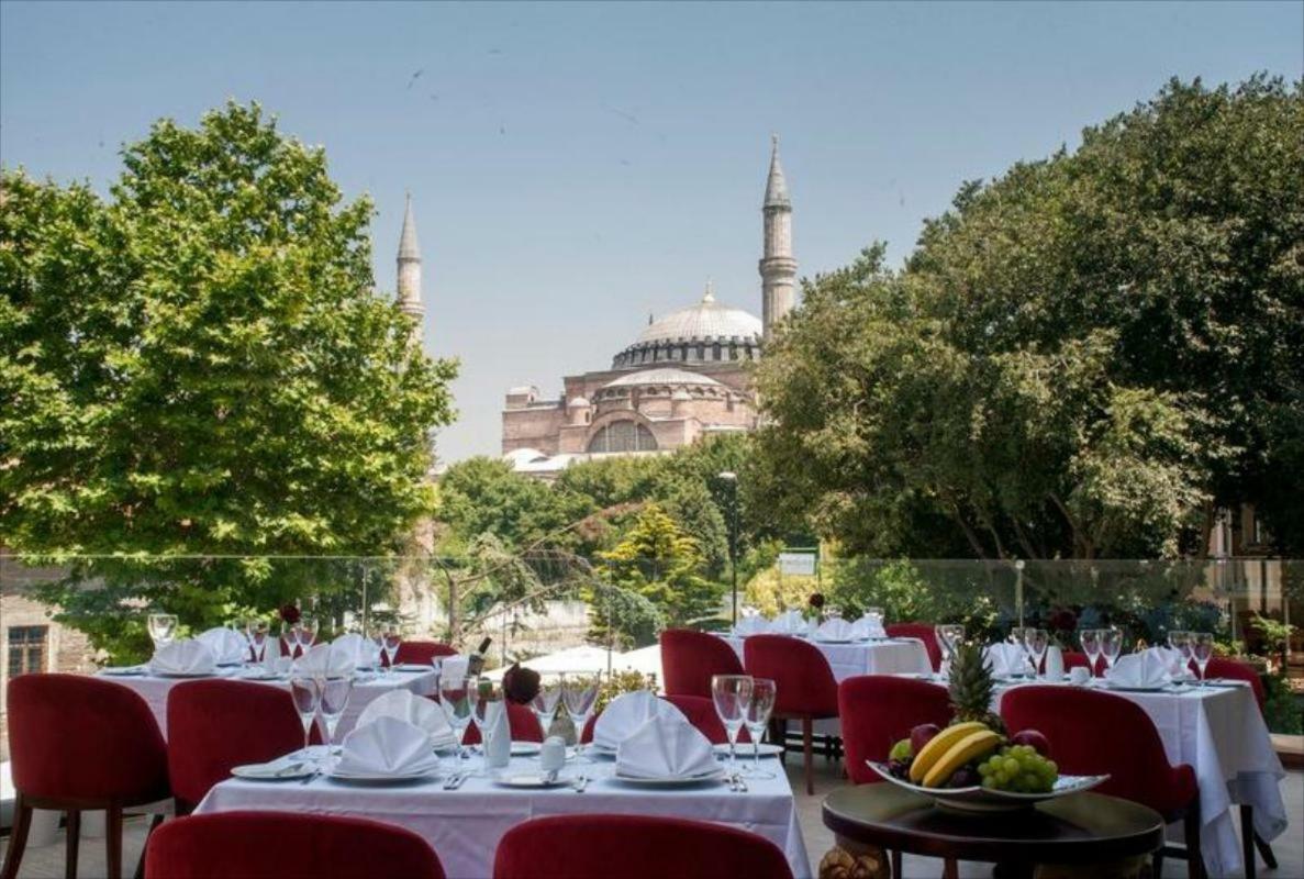 Vogue Hotel Supreme Istanbul Bagian luar foto